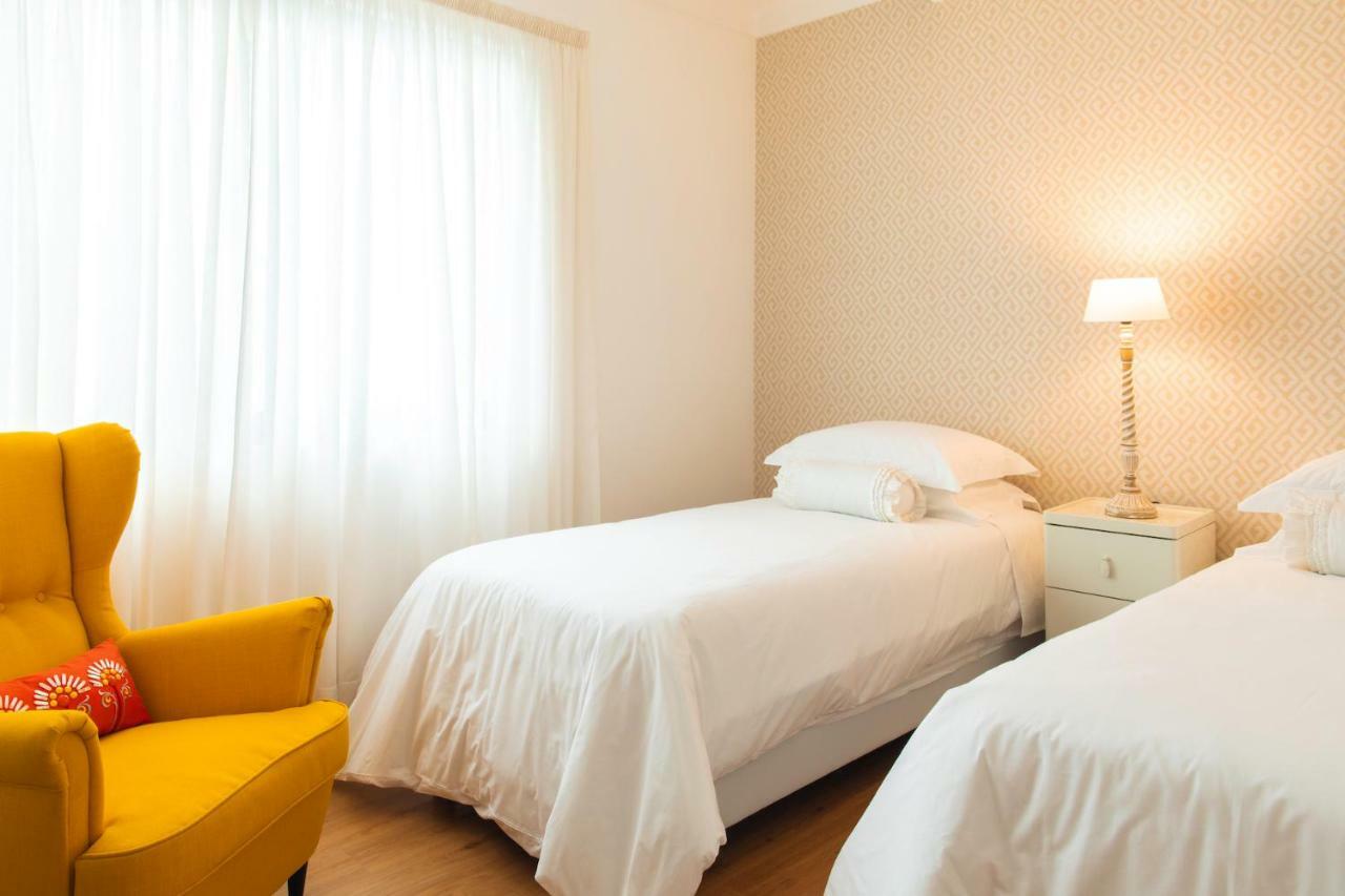 Hostel Da Palmeira Прая-да-Віторія Екстер'єр фото